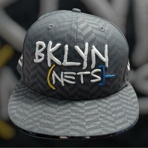 Men Brooklyn Nets New Era Black 2020/21 City Edition Primary 9FIFTY Fitted 7 1/4